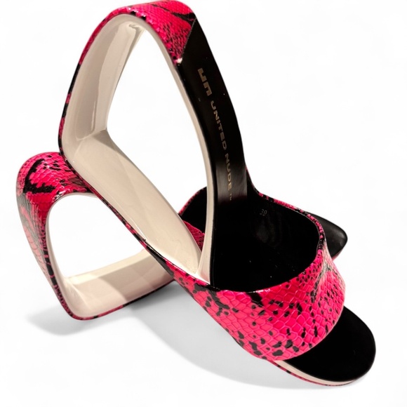United Nude Mobius Wedge Sandals – Pink Snake Print – Size 39 - Picture 2 of 5